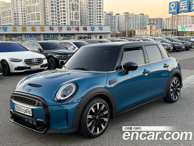 MINI Cooper S 5Door Classic Third Generation 2022 — фото 5