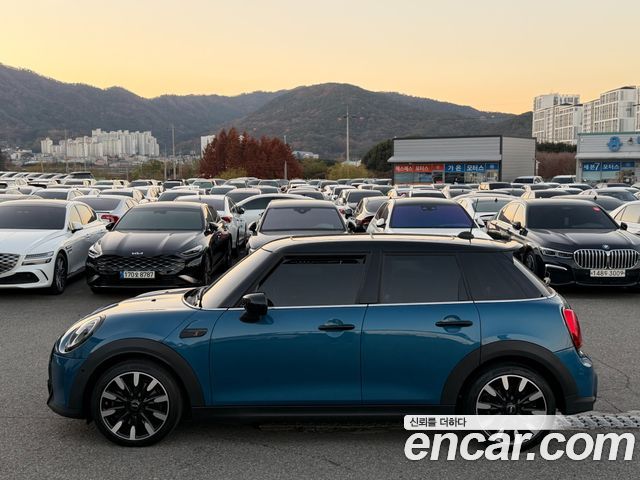 MINI Cooper S 5Door Classic Third Generation 2022 — фото 6