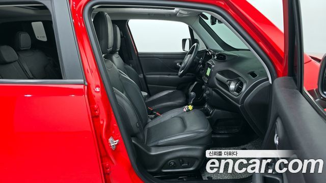 Jeep Renegade 2.4 Limited AWD 2019 — фото 11