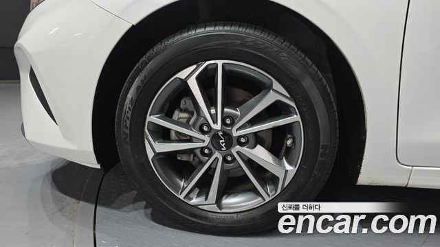 Kia K3 (II) 1.6 Prestige 2024 — фото 5