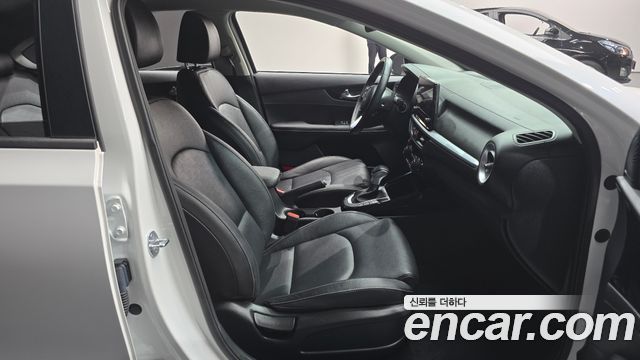 Kia K3 (II) 1.6 Prestige 2024 — фото 10