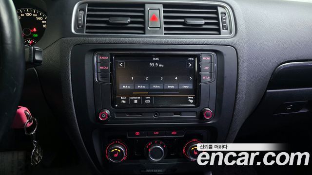 Volkswagen Jetta 1.6 TDI Blue Motion 6th 2013 — фото 14