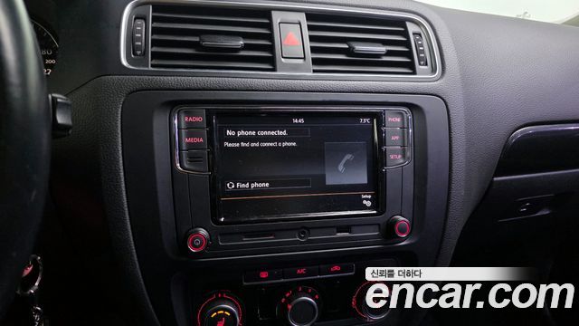 Volkswagen Jetta 1.6 TDI Blue Motion 6th 2013 — фото 16