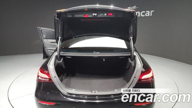 Mercedes-Benz E-Class (W213) E250 Avantgarde 2023 — фото 20