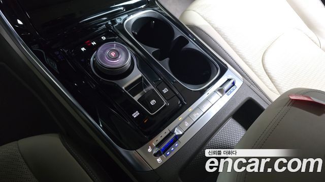 Kia Carnival (IV) Diesel 7-Seater Hi-Limousine Signature 2023 — фото 9