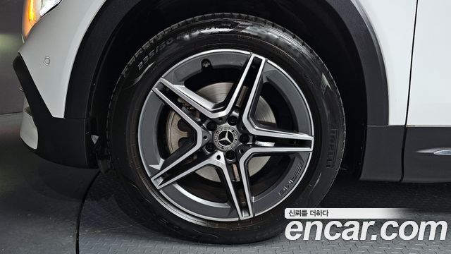 Mercedes-Benz GLB-Class (X247) GLB250 4MATIC 2022 — фото 5
