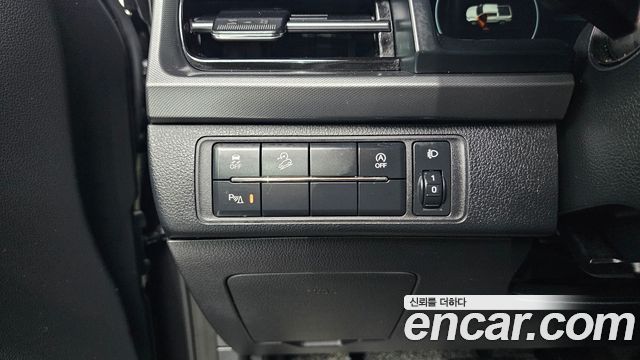 KG Mobility (SsangYong) Rexton Sports Khan Diesel 2.2 4WD Culman Prestige 2024 — фото 13
