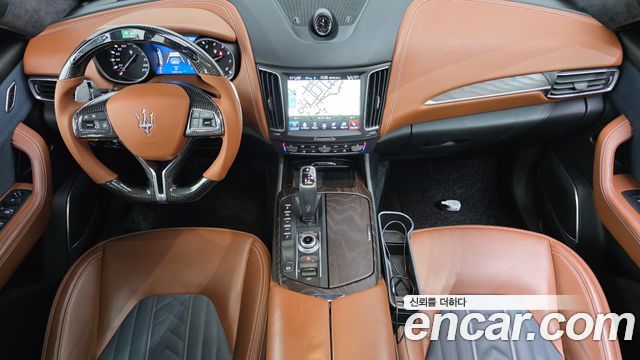 Maserati Levante 3.0 S AWD GranLusso 2019 — фото 7