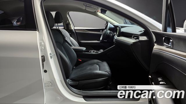 Kia K5 (III) 1.6 Turbo Noblesse 2021 — фото 10