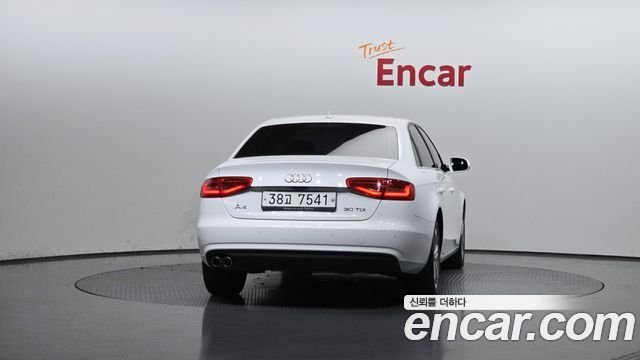 Audi A4 30 TDI B8 2015 — фото 4