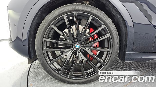 BMW X6 (G06) xDrive40d M Sport Online Exclusive 2024 — фото 5