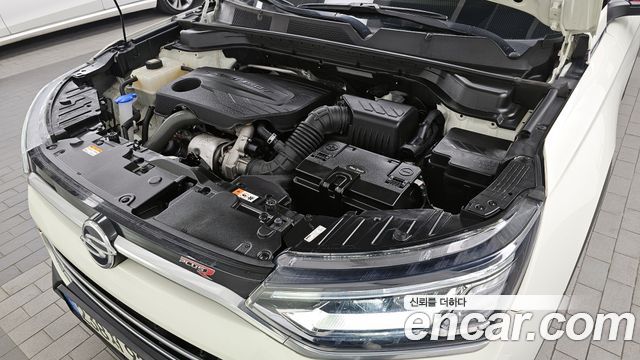 KG Mobility (SsangYong) Beautiful Korando Gasoline 1.5 2WD R-Plus 2022 — фото 6