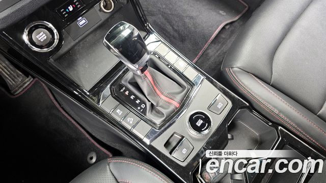 KG Mobility (SsangYong) Beautiful Korando Gasoline 1.5 2WD R-Plus 2022 — фото 9