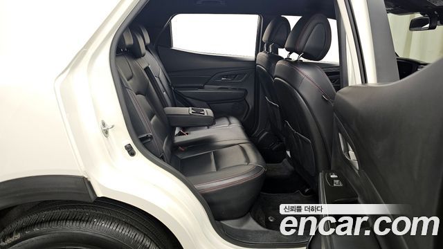 KG Mobility (SsangYong) Beautiful Korando Gasoline 1.5 2WD R-Plus 2022 — фото 12