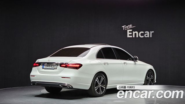 Mercedes-Benz E-Class (W213) E250 Avantgarde 2021 — фото 2