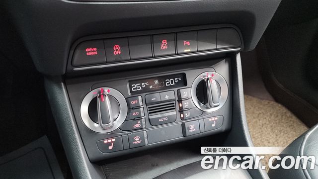 Audi Q3 2.0 TDI Quattro Dynamic 8U 2014 — фото 19