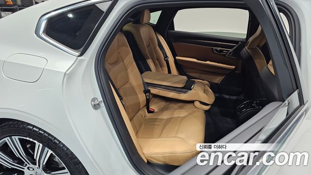 Volvo S90 B6 AWD Ultimate Bright 2023 — фото 12