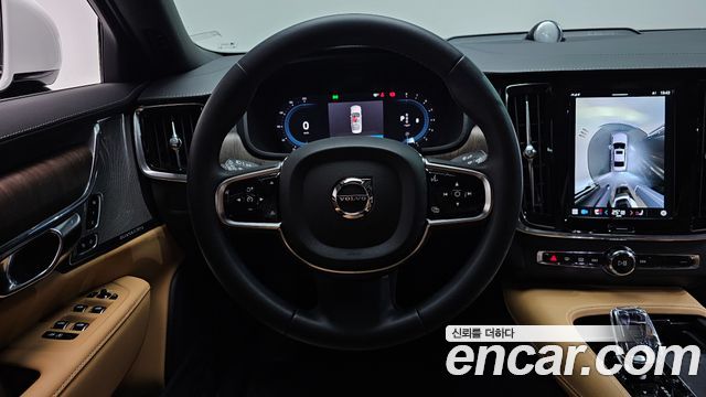 Volvo S90 B6 AWD Ultimate Bright 2023 — фото 13