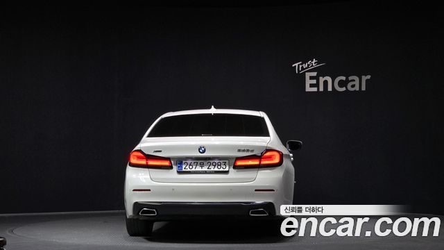 BMW 5 Series (G30) 523d xDrive Luxury 2021 — фото 4