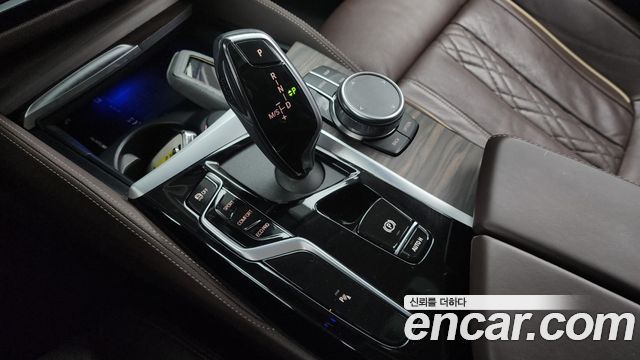 BMW 5 Series (G30) 523d xDrive Luxury 2021 — фото 9