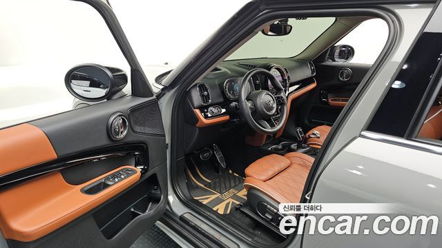 MINI Cooper S Countryman ALL4 Classic 2nd 2022 — фото 11