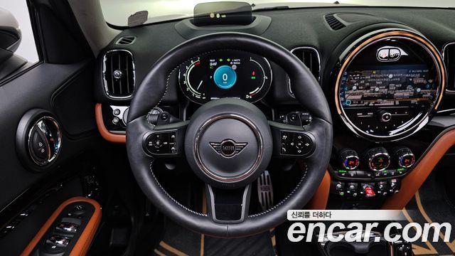 MINI Cooper S Countryman ALL4 Classic 2nd 2022 — фото 13