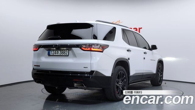 Chevrolet Traverse 3.6 AWD Redline 2020 — фото 2