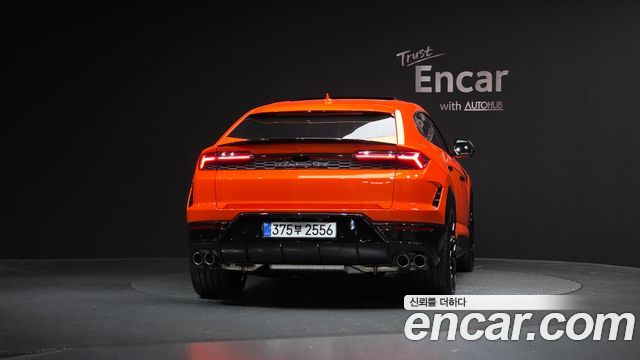 Lamborghini Urus 4.0 V8 SE 2025 — фото 4