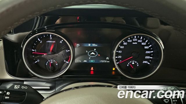Kia Carnival (IV) Diesel 9-Seater Prestige 2021 — фото 8