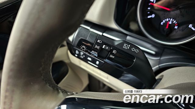 Kia Carnival (IV) Diesel 9-Seater Prestige 2021 — фото 18