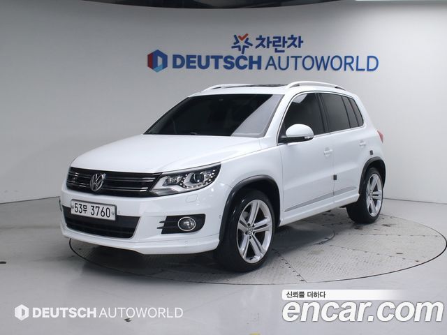 Volkswagen Tiguan 2.0 TDI R-Line 5N 2015 — фото 1