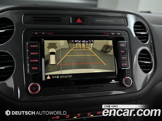 Volkswagen Tiguan 2.0 TDI R-Line 5N 2015 — фото 19