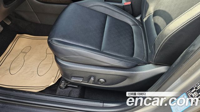 Kia Seltos Gasoline 1.6 Turbo 2WD Signature 2023 — фото 9