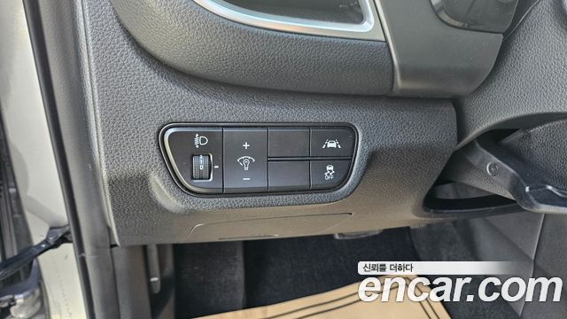 Kia Seltos Gasoline 1.6 Turbo 2WD Signature 2023 — фото 15