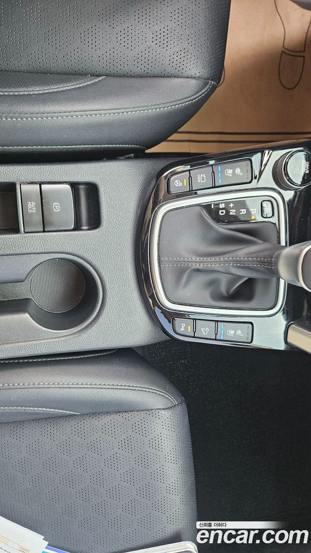 Kia Seltos Gasoline 1.6 Turbo 2WD Signature 2023 — фото 21