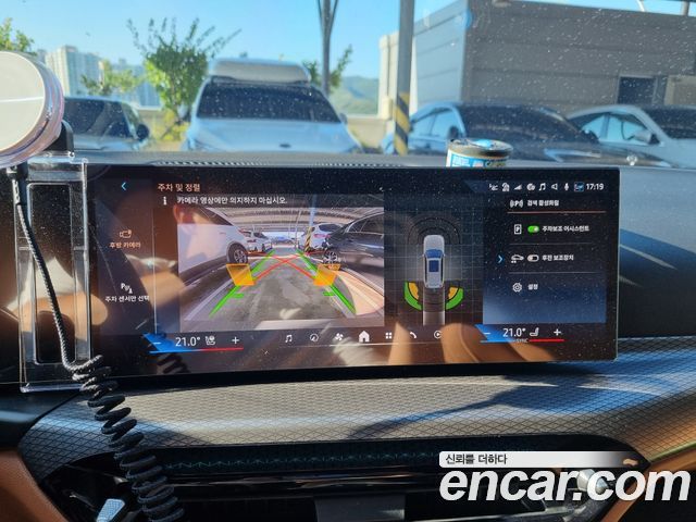 BMW 3 Series (G20) 320i Touring M Sports 2025 — фото 21