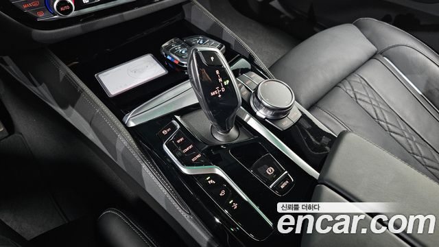 BMW 6 Series GT (G32) 630i xDrive M Sport 2024 — фото 9