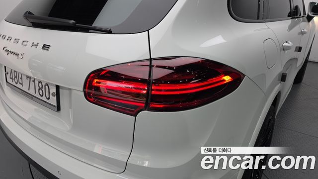 Porsche Cayenne 3.0 Diesel Platium Edition 958 2017 — фото 23