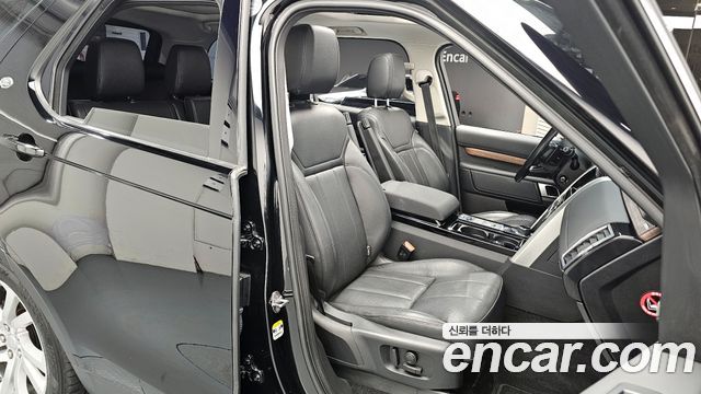 Land Rover Discovery 5 3.0 TD6 HSE 2018 — фото 12