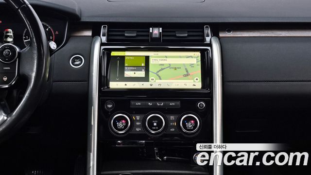 Land Rover Discovery 5 3.0 TD6 HSE 2018 — фото 19