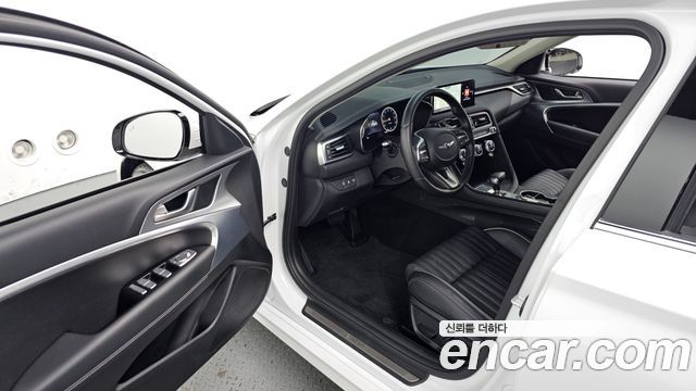 Genesis G70 Gasoline 2.0T 2WD 2023 — фото 10