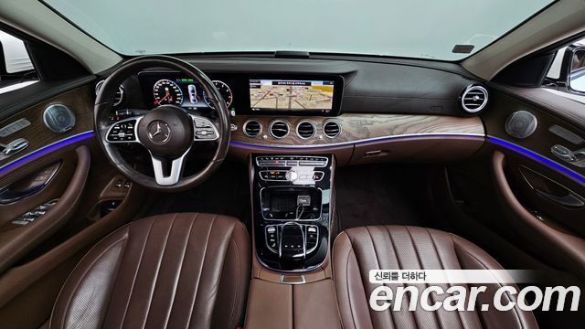Mercedes-Benz E-Class (W213) E300e 4MATIC Exclusive 2020 — фото 7