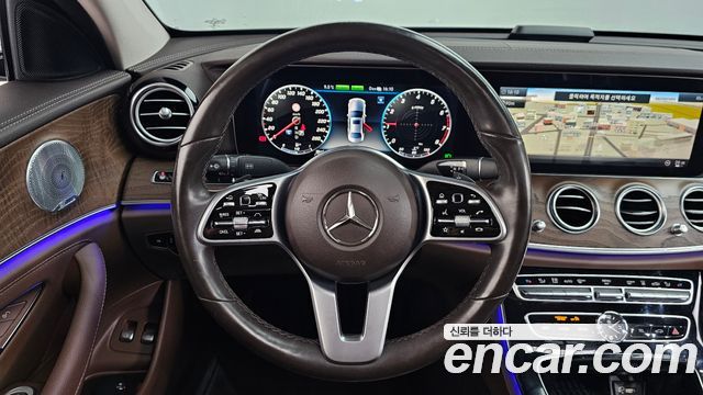 Mercedes-Benz E-Class (W213) E300e 4MATIC Exclusive 2020 — фото 13