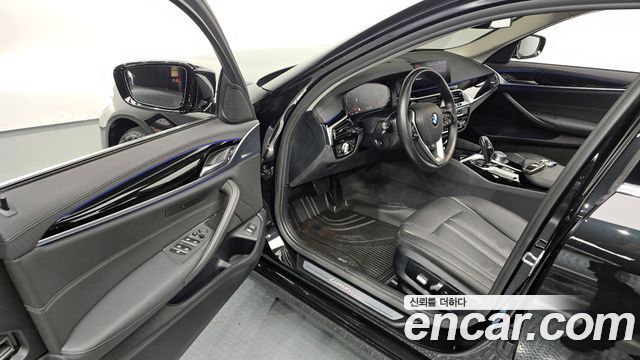 BMW 5 Series (G30) 520i Luxury 2020 — фото 10