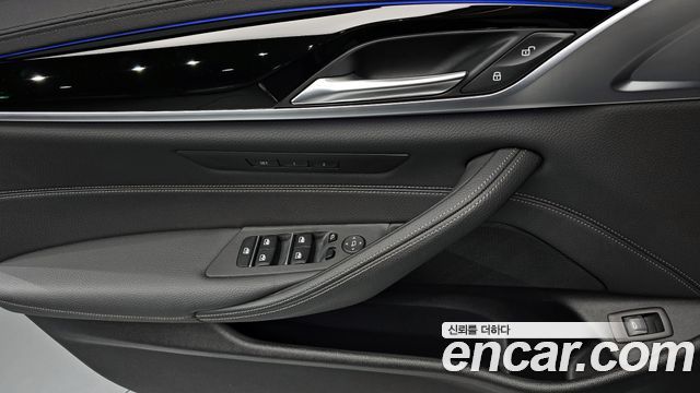 BMW 5 Series (G30) 520i Luxury 2020 — фото 18