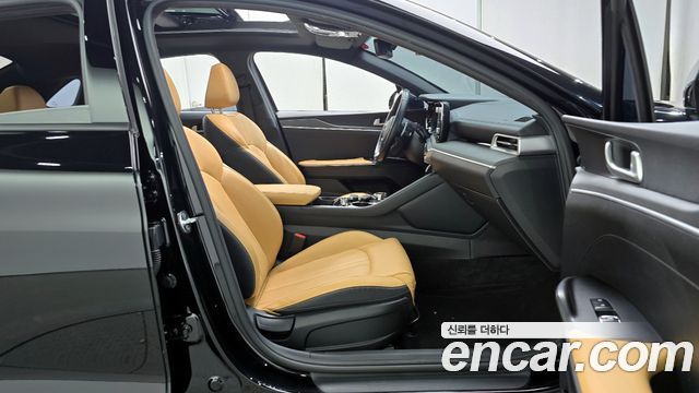 Kia K5 (III) 1.6 Turbo Prestige 2023 — фото 10