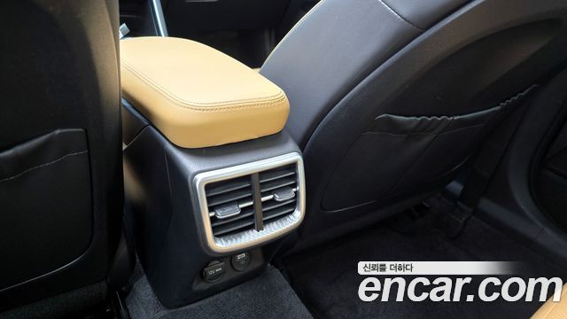 Kia K5 (III) 1.6 Turbo Prestige 2023 — фото 18