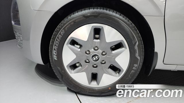 Hyundai Staria Tourer 9-Seater Modern 2025 — фото 5
