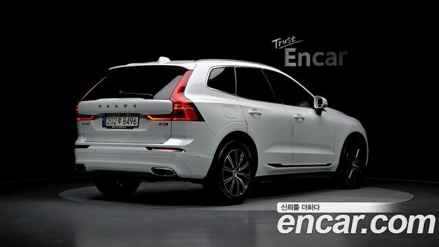 Volvo XC60 (II) B5 Inscription 2021 — фото 2
