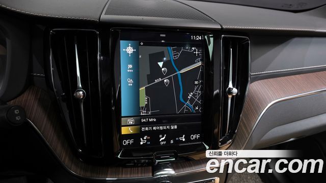Volvo XC60 (II) B5 Inscription 2021 — фото 14